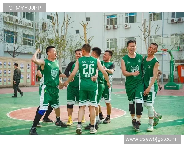 丹麦足球巨星艾力圣精彩瞬间展现球场风采和无尽潜力 丹麦足球巨星艾力圣精彩瞬间展现球场风采和无尽潜力