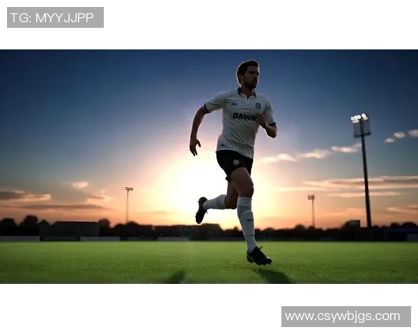 绿茵场上闪耀的巨星一位令人敬佩的足球传奇人物 绿茵场上闪耀的巨星一位令人敬佩的足球传奇人物